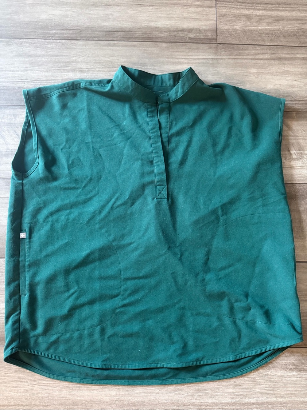 Figs forest green Rafaela oversized scrub top